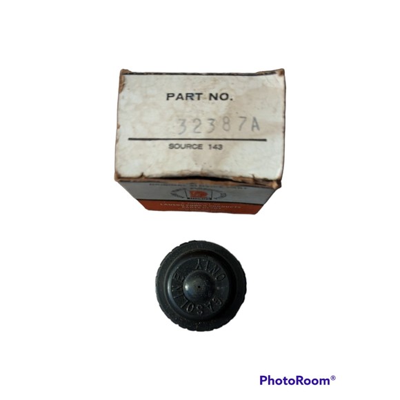 New! NOS! Vintage Genuine Tecumseh 32387A Lawnmower Gas Gasoline Cap Brown - Picture 1 of 5